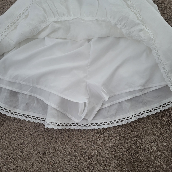 White Ruffled Mini Skirt - Picture 3 of 5